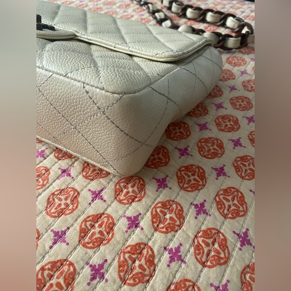 CHANEL Caviar Leather Wooden CC Quilted Classic Flap Medium Wood Chain Bag - Picture 5 of 12